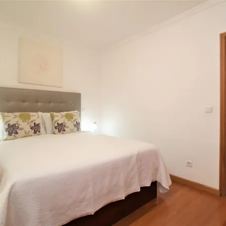 Yellow T1 Appartement *