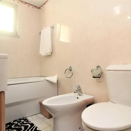 Yellow T1 * فونشال