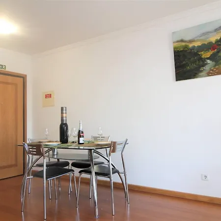 Yellow T1 * فونشال