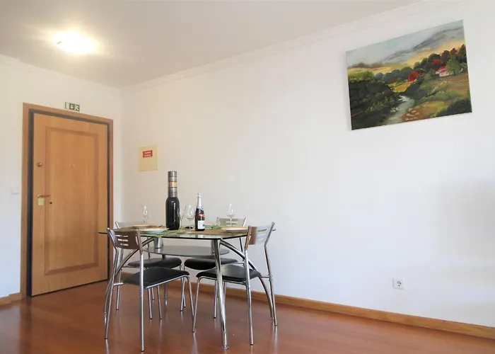 Yellow T1 * فونشال